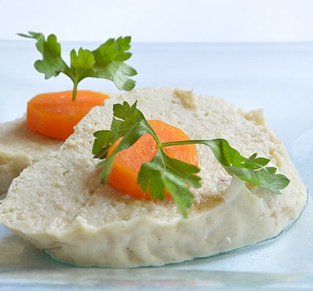 A GEFILTE FISH ON THE SEDER PLATE?